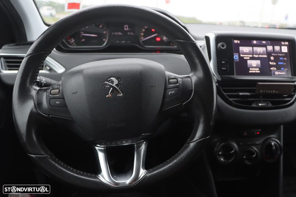 Peugeot 208 1.6 BlueHDi Style - 13