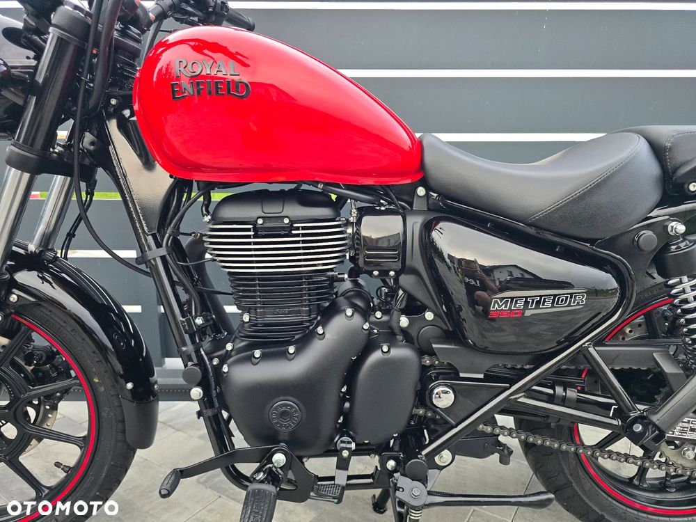 Royal Enfield Meteor - 11