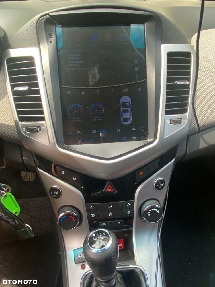 Chevrolet Cruze 1.6 LS - 7