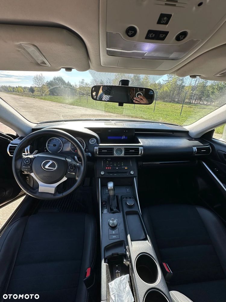 Lexus IS 250 Classic - 8