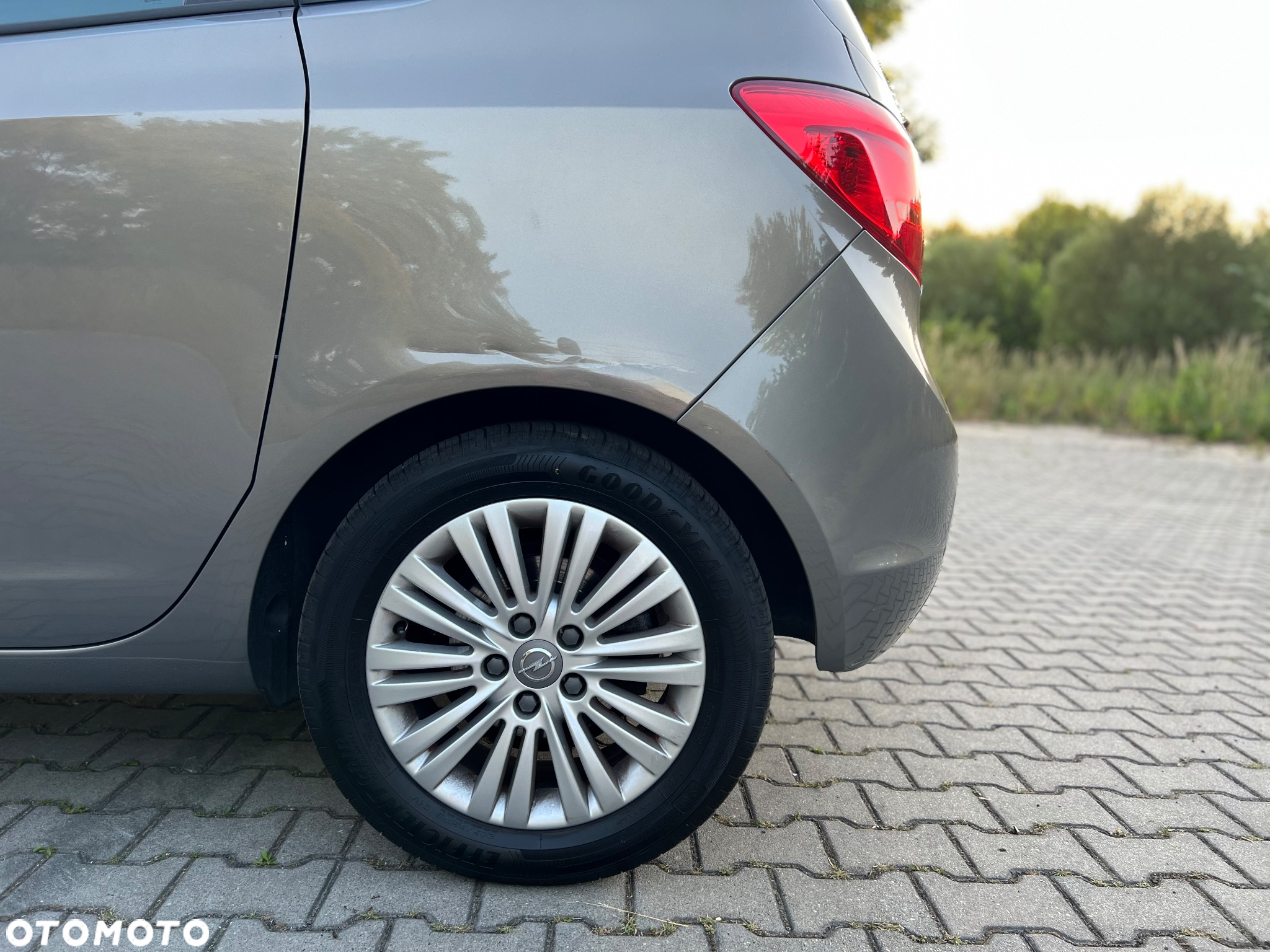 Opel Meriva 1.4 Active - 18