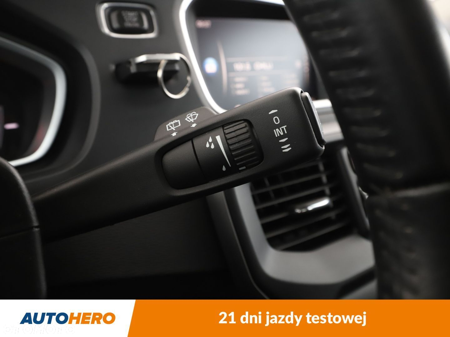 Volvo V40 - 28