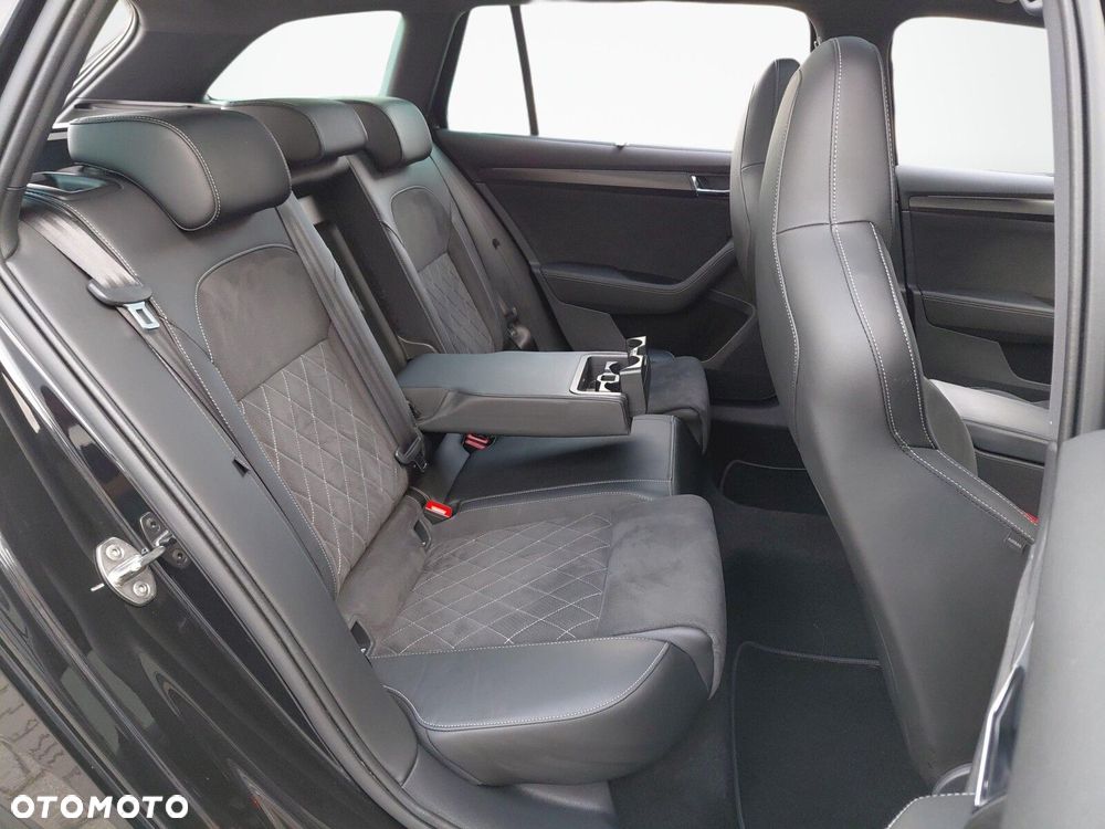 Skoda Superb 2.0 TSI 4x4 Sportline DSG - 16