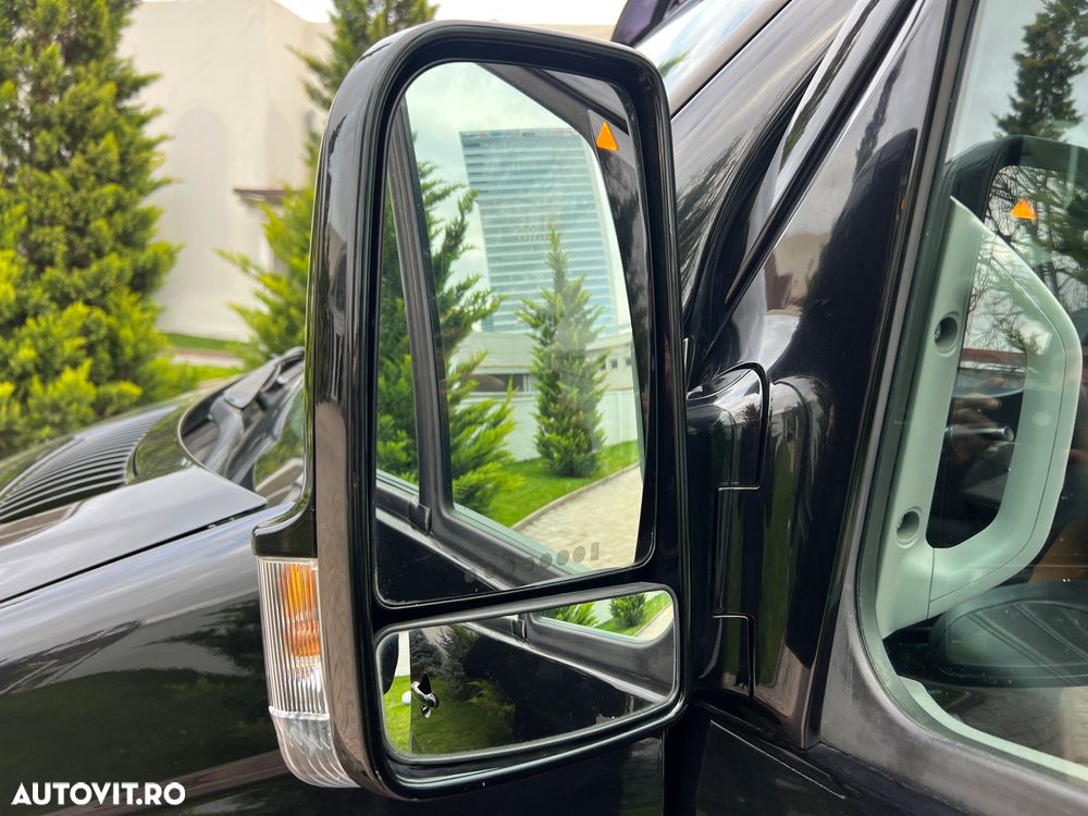 Mercedes-Benz Sprinter - 28