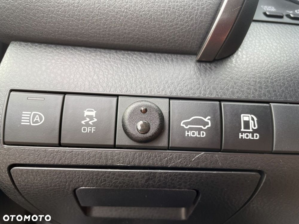 Toyota Camry 2.5 Hybrid Comfort CVT - 27