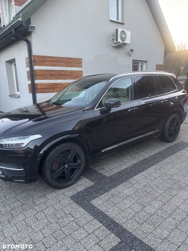 Volvo XC 90 - 2