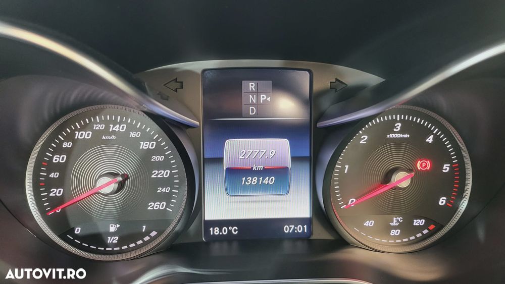 Mercedes-Benz C - 8