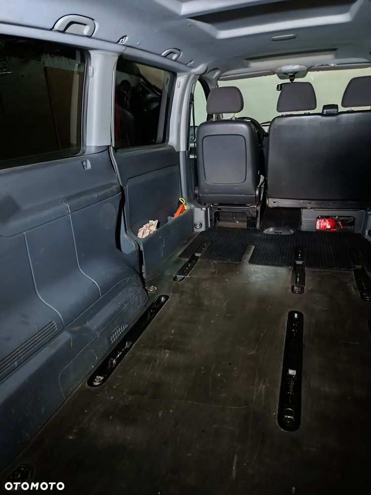 Mercedes-Benz Vito - 11