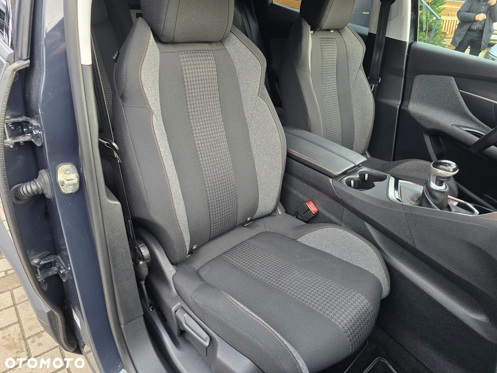Peugeot 3008 - 14