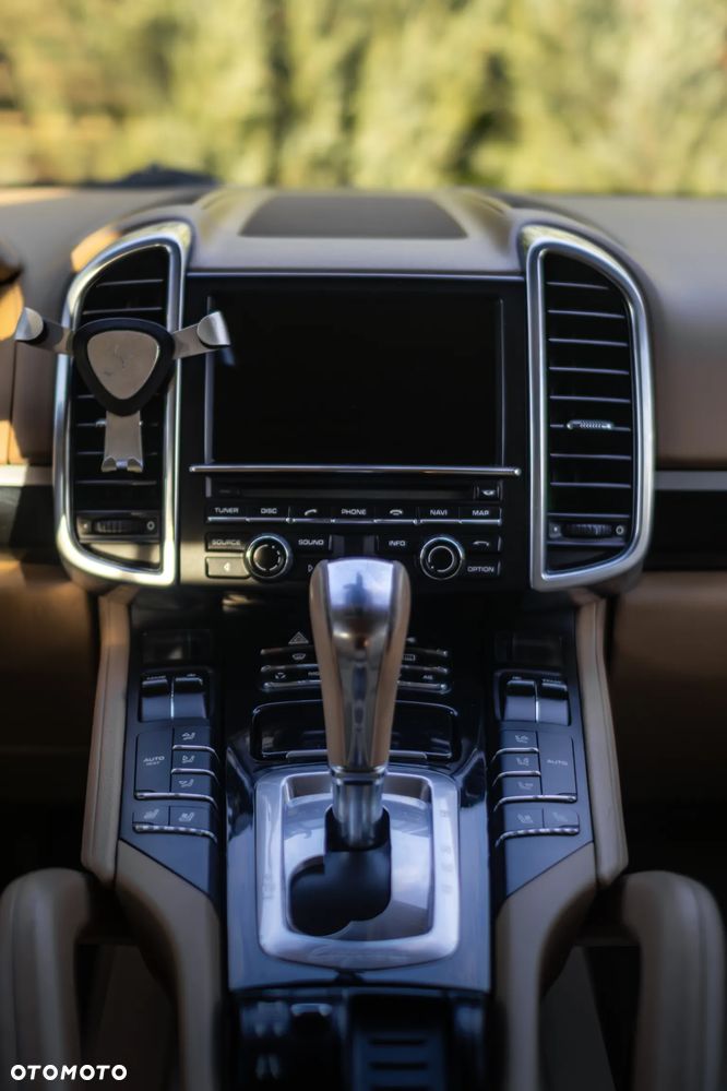 Porsche Cayenne Tiptronic S - 14