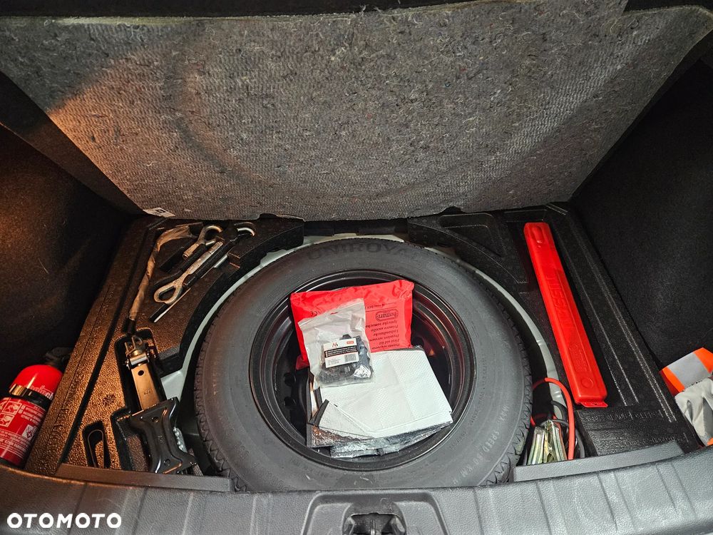 Nissan Qashqai 1.3 DIG-T N-Connecta DCT - 19