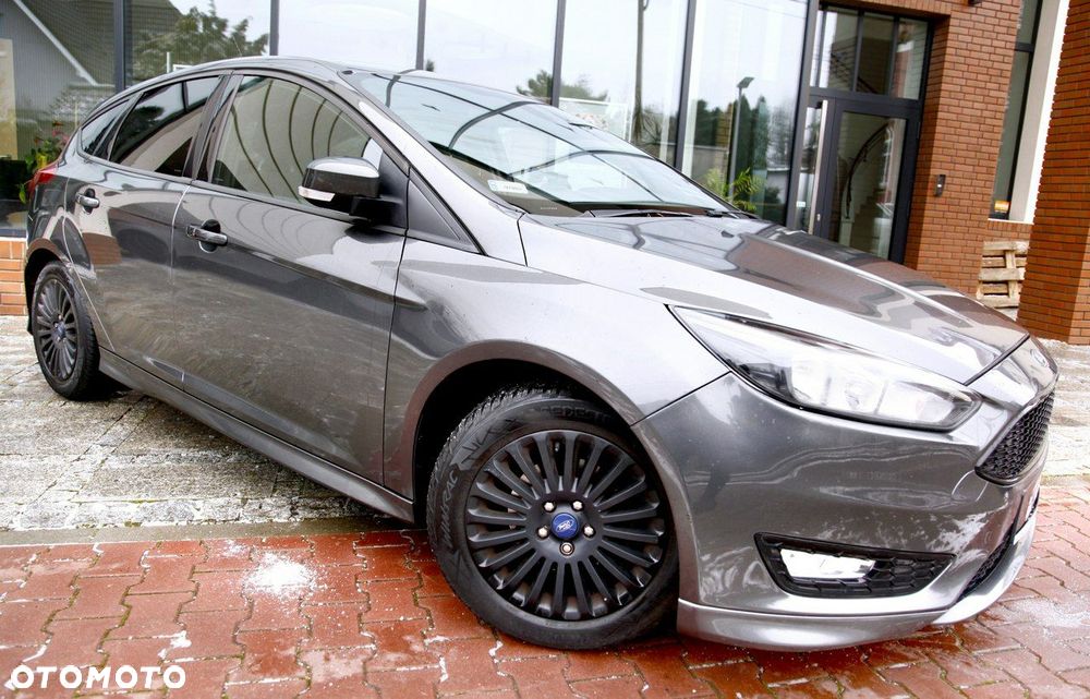 Ford Focus 1.0 EcoBoost ST-Line Style - 26