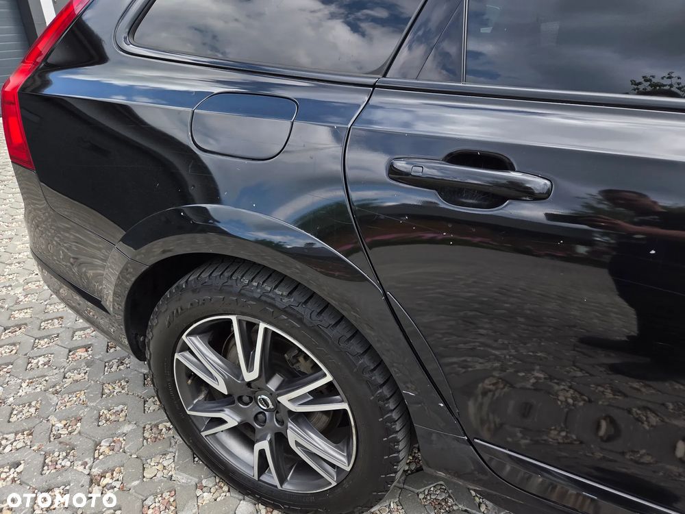 Volvo V90 Cross Country T6 AWD Pro - 33