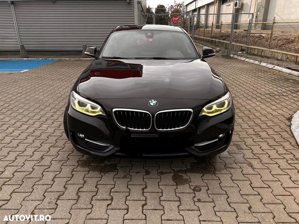 BMW Seria 2 220i Aut. Sport Line - 1