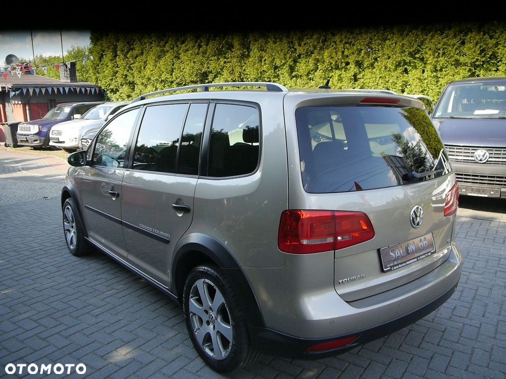 Volkswagen Touran 1.6 TDI DPF Cross - 6