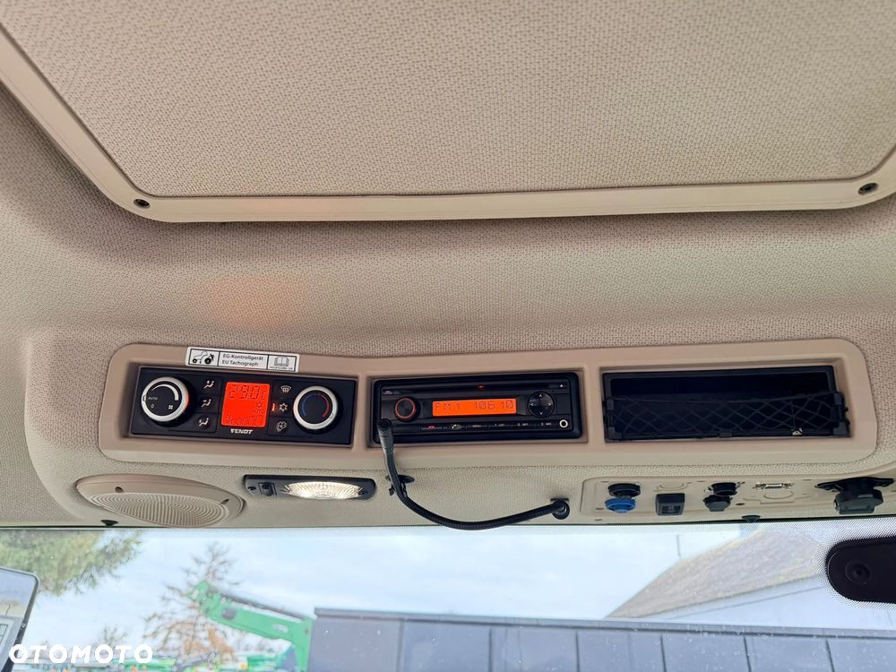 Fendt 724 Vario Profi Plus - 16