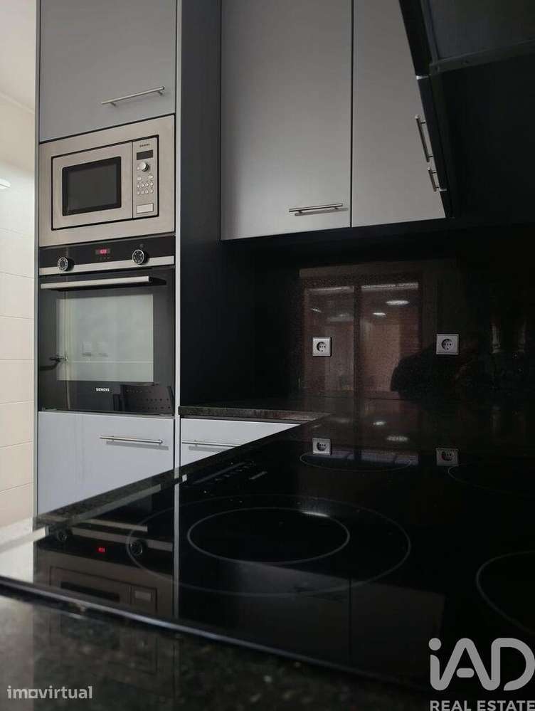 Casa / Villa T5 em São Mamede de Infesta e Senhora da Hora de 271 m2 - Grande imagem: 4/25