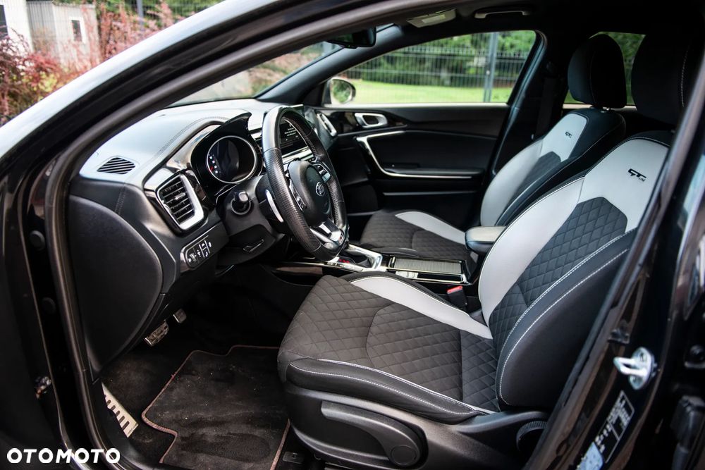 Kia ProCeed 1.4 T-GDI GT Line DCT - 15