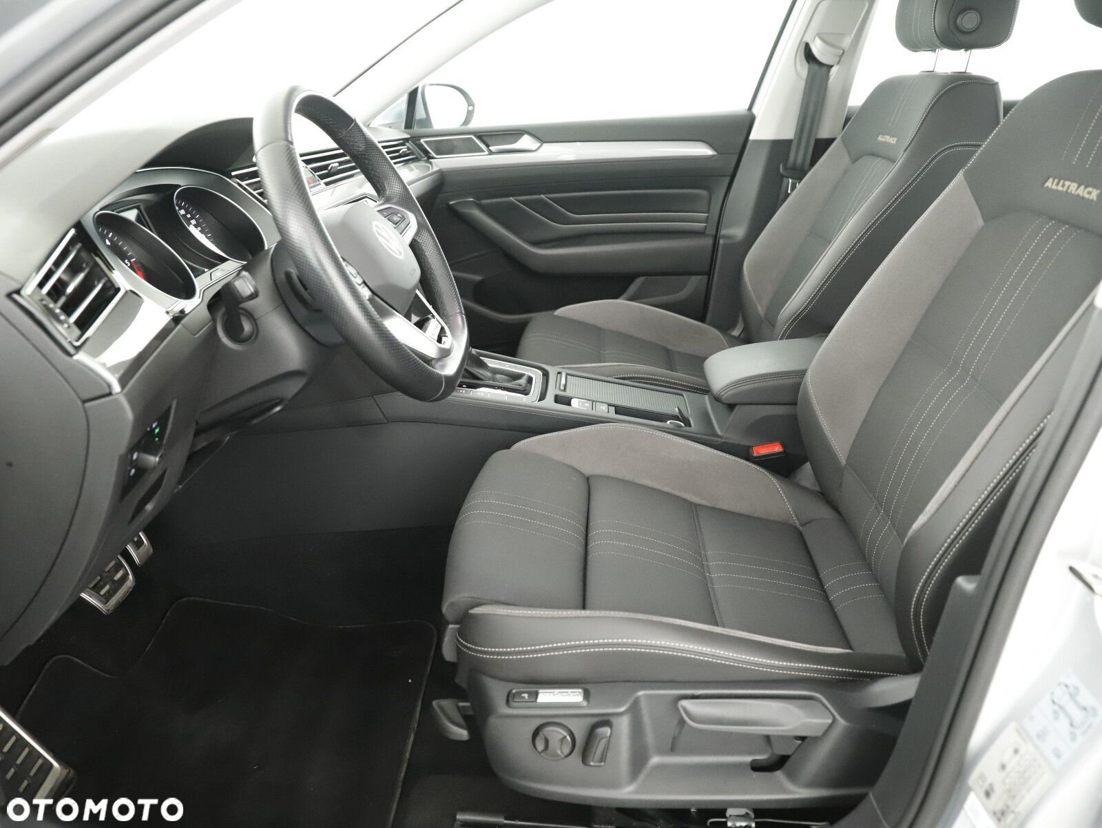 Volkswagen Passat - 9
