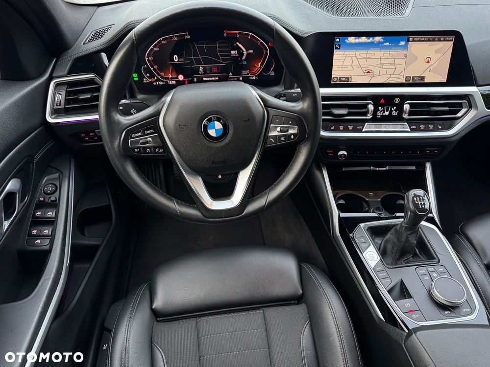 BMW Seria 3 320d Sport Line - 5