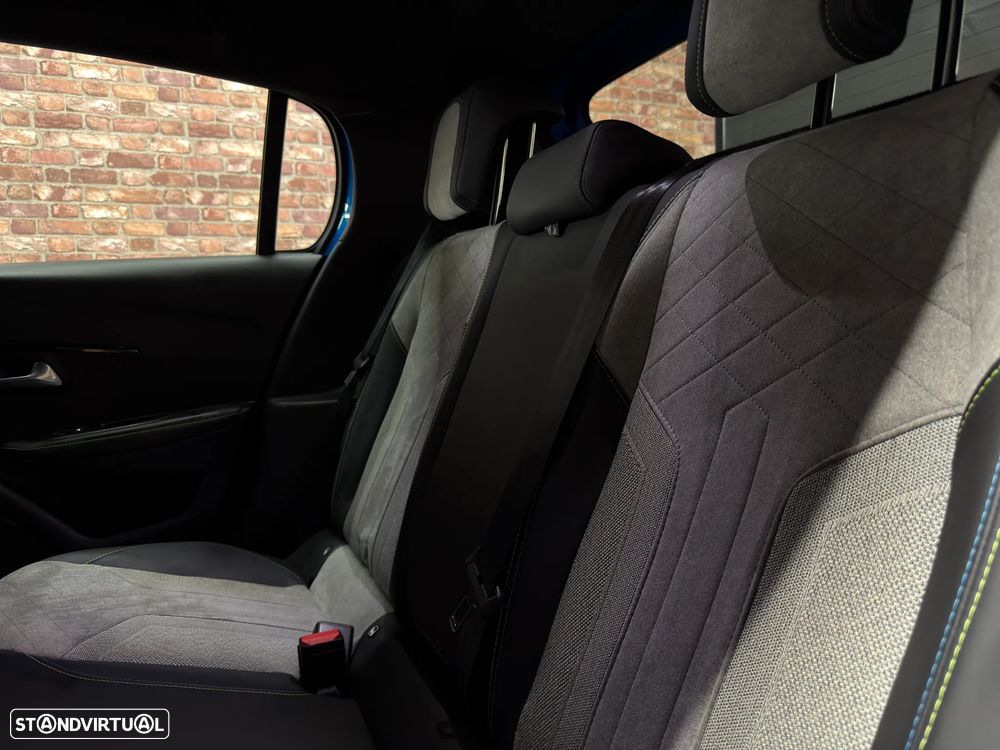 Peugeot e-208 GT Pack - 7