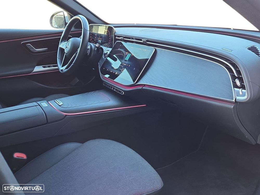 Mercedes-Benz E 300 de Avantgarde - 25