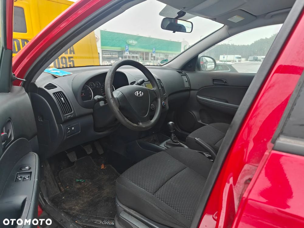 Hyundai i30 1.4 Blue Classic - 4