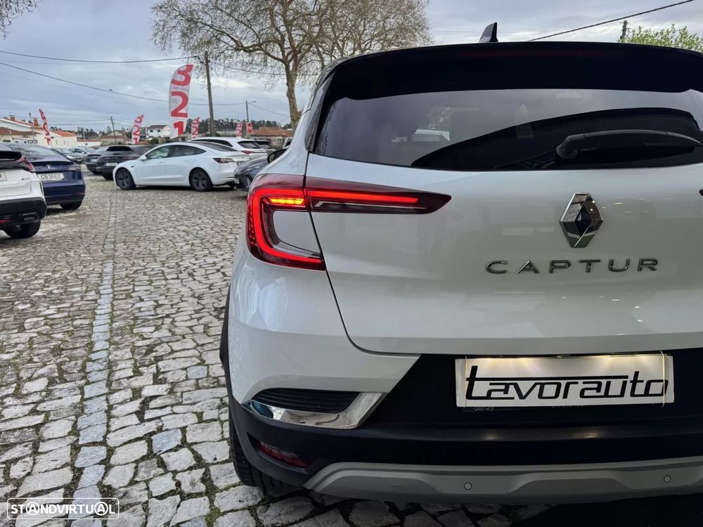 Renault Captur 1.0 TCe Techno Bi-Fuel - 32