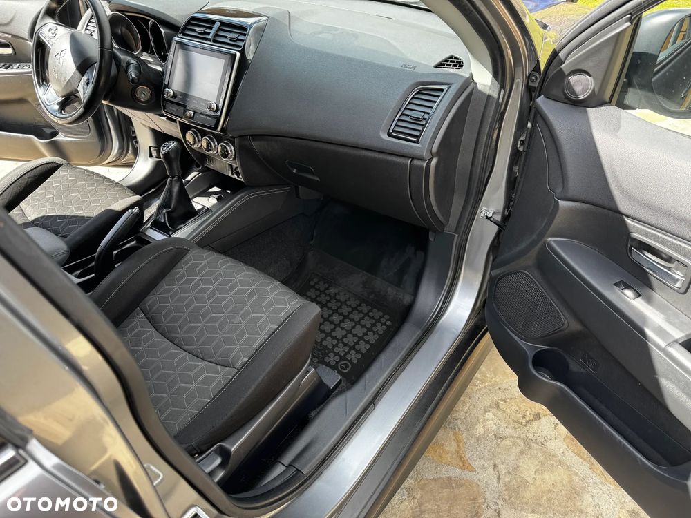 Mitsubishi ASX 2.0 Intense - 15