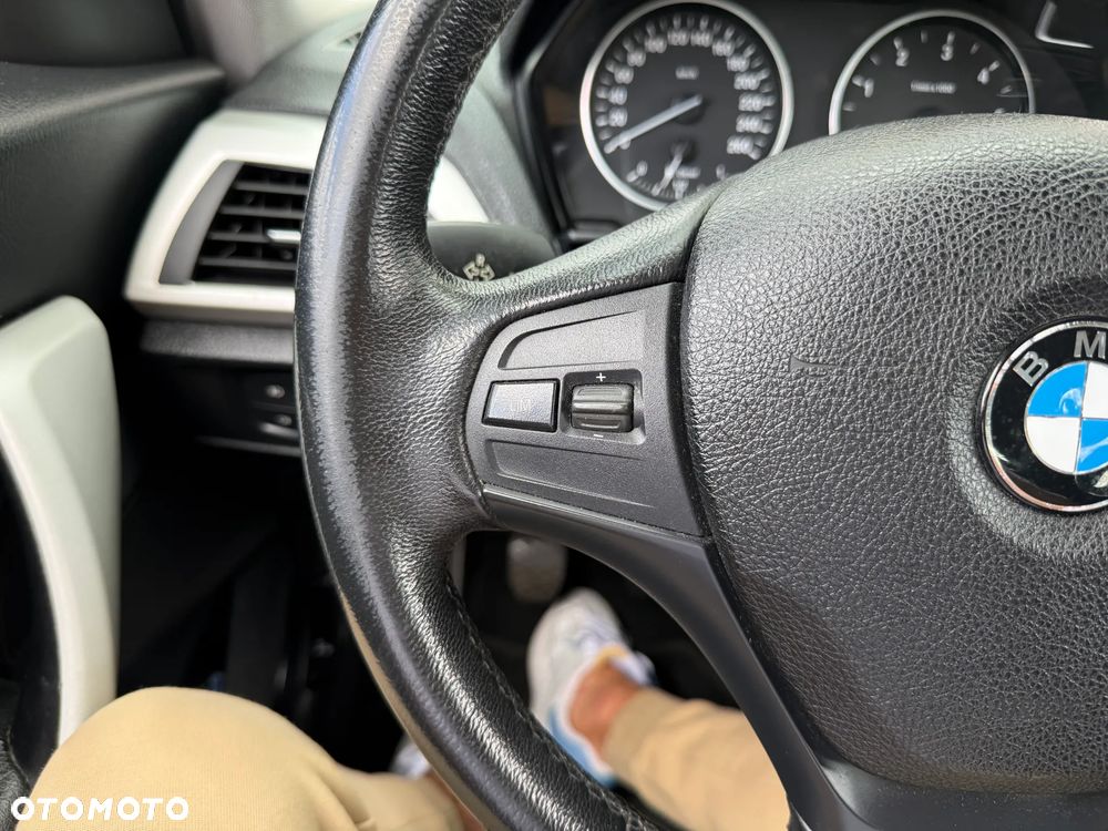 BMW Seria 1 118d DPF Edition Sport - 14