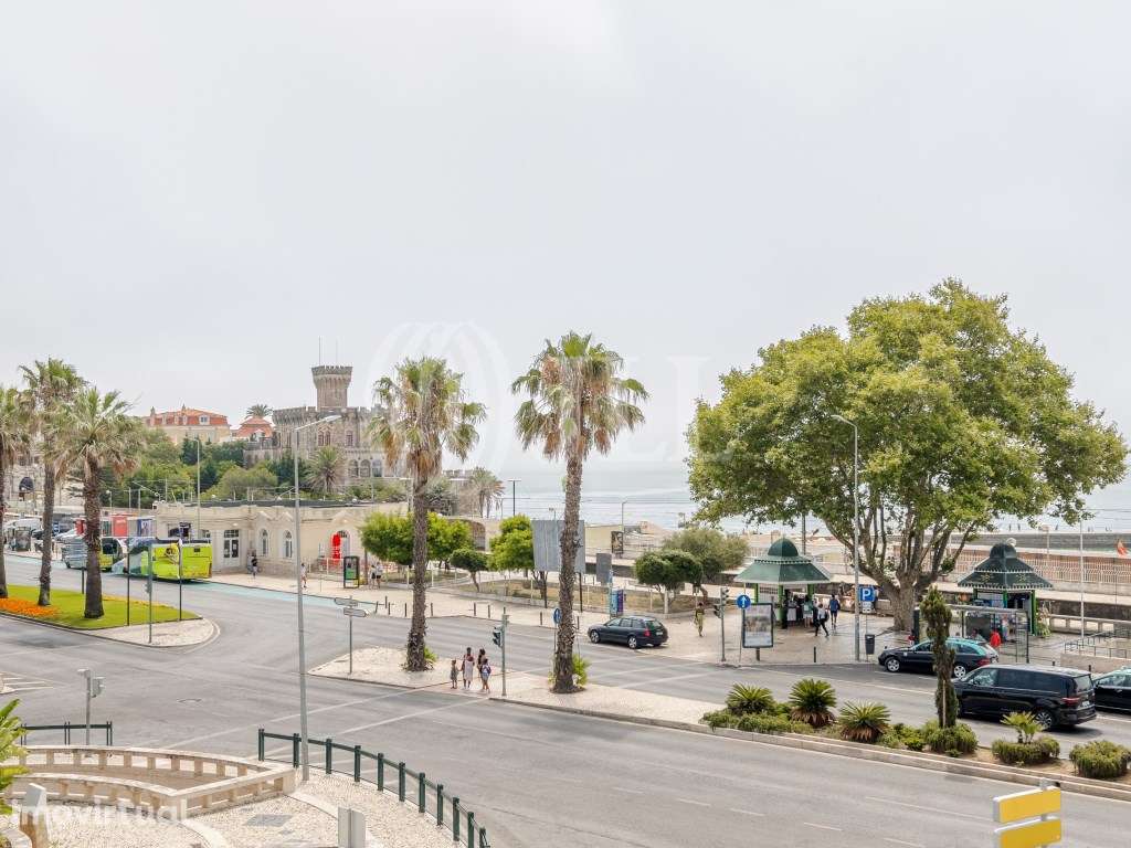 Moradia T9 com vista mar, no Estoril, Cascais - Grande imagem: 4/13