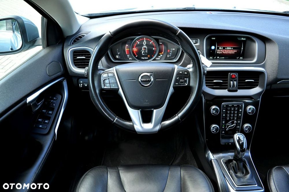 Volvo V40 D2 Geartronic Inscription - 17