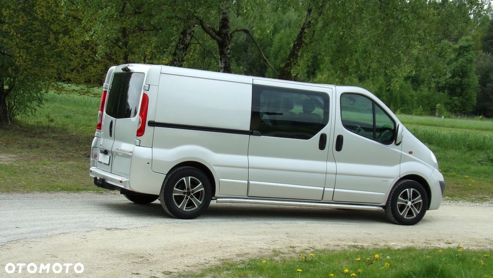 Opel VIVARO 2.5 150KM * LONG * BRYGADÓWKA ! NISKI PRZEBIEG ! - 7