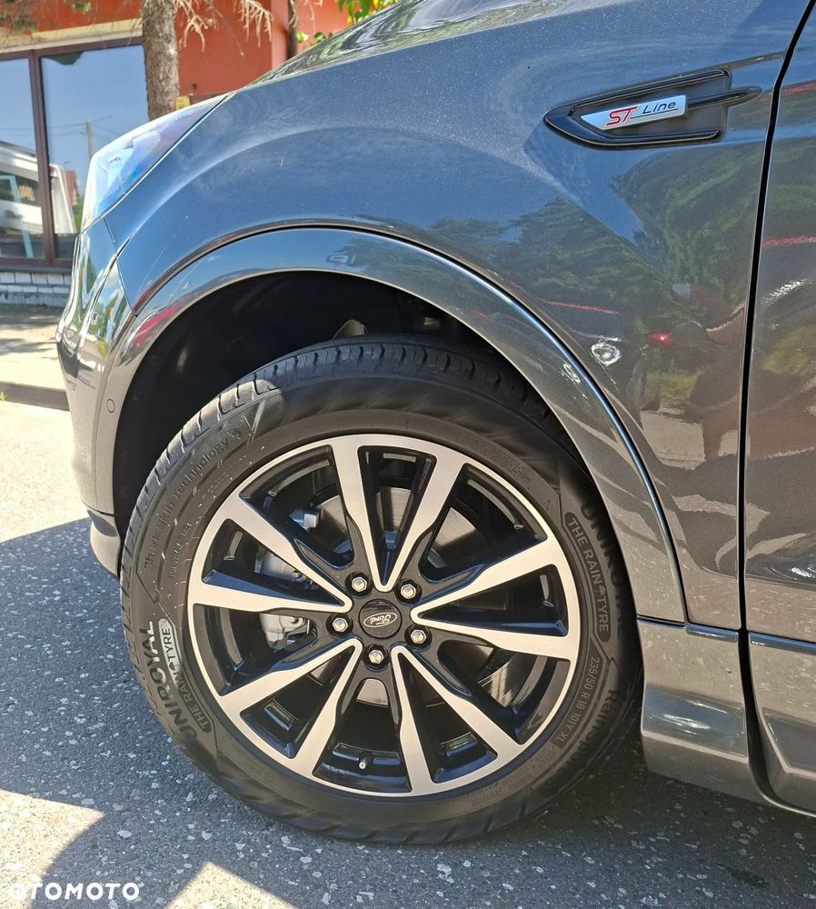 Ford Kuga 2.0 TDCi 2x4 ST-Line - 32
