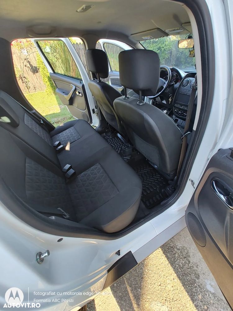 Dacia Duster 1.2 TCe 4x2 Laureate - 3