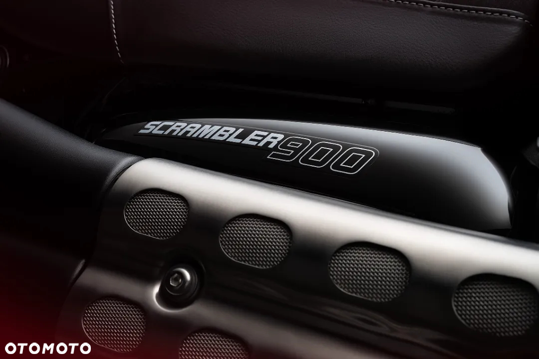 Triumph Scrambler - 9