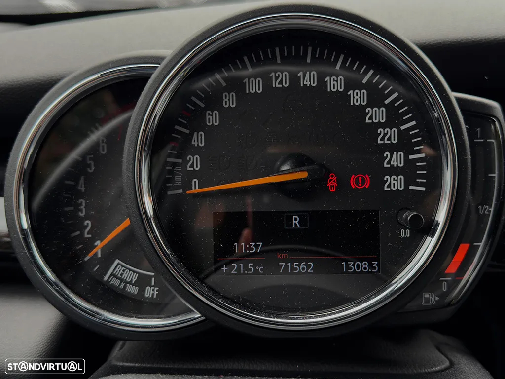 MINI 3 Portas Cooper Auto - 8