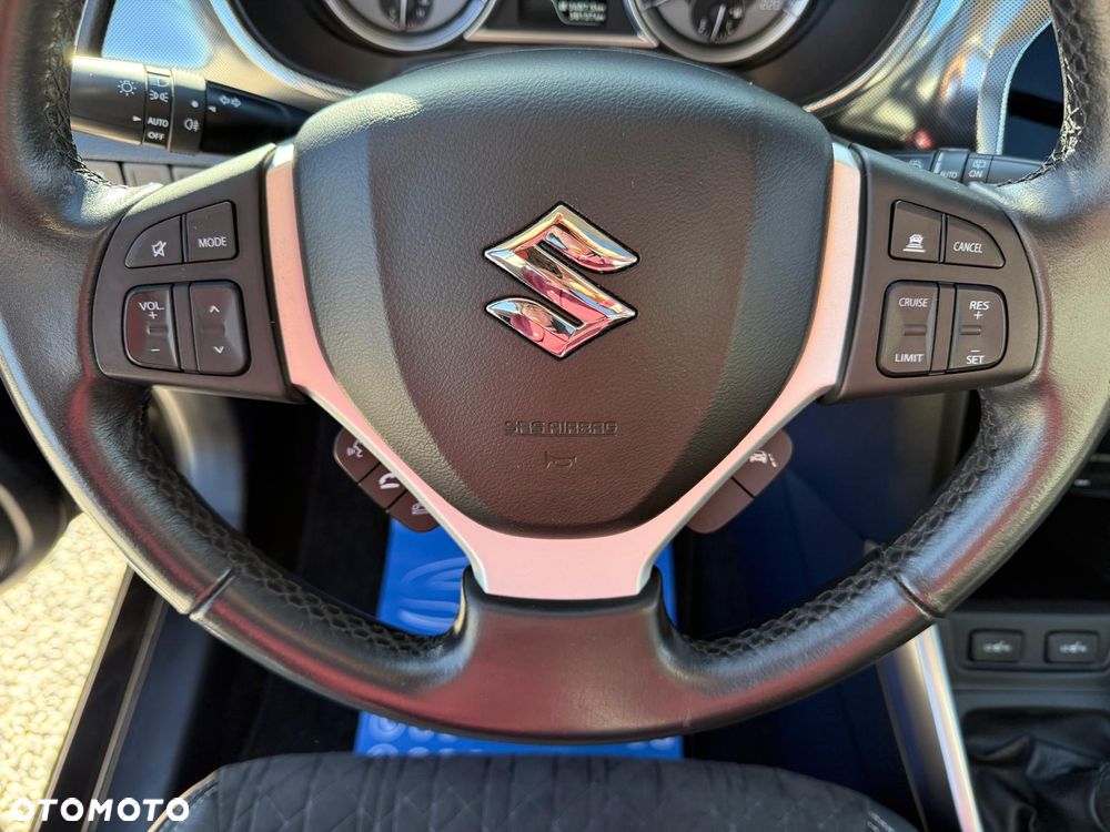 Suzuki Vitara - 24
