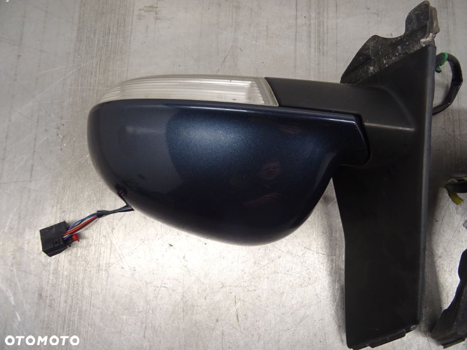 VW GOLF PLUS LIFT 09-14 2.0TDI LUSTERKO PRAWE LEWE 13 PIN / 6 PIN - 6