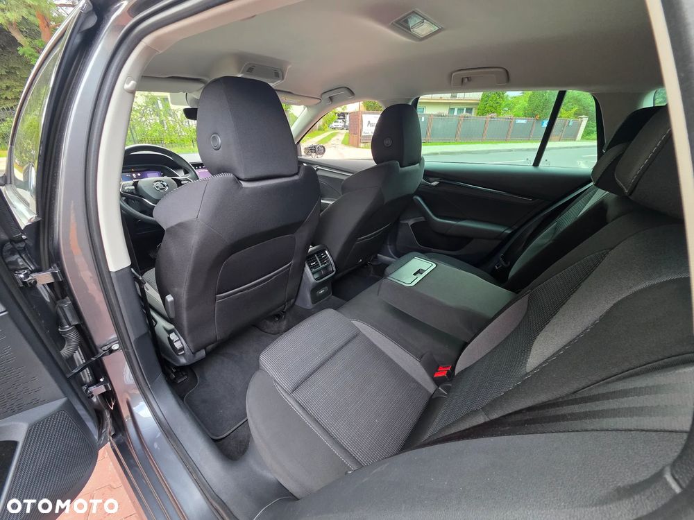 Skoda Octavia 1.5 TSI e-Tec Style DSG - 25