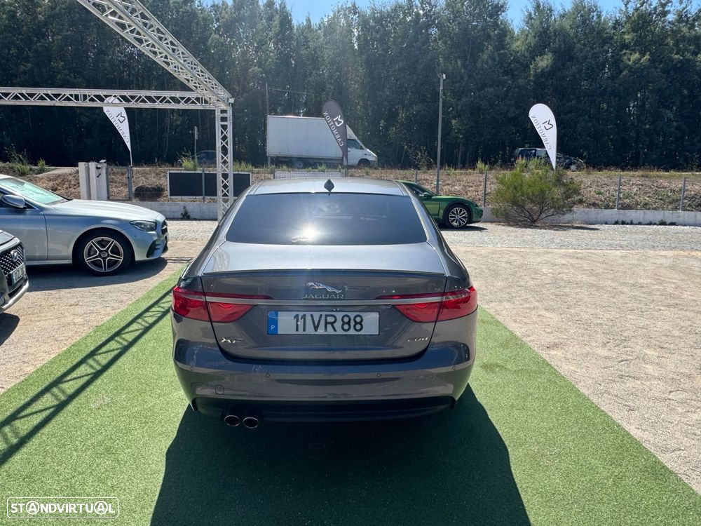 Jaguar XF 20d Aut. R-Sport - 29