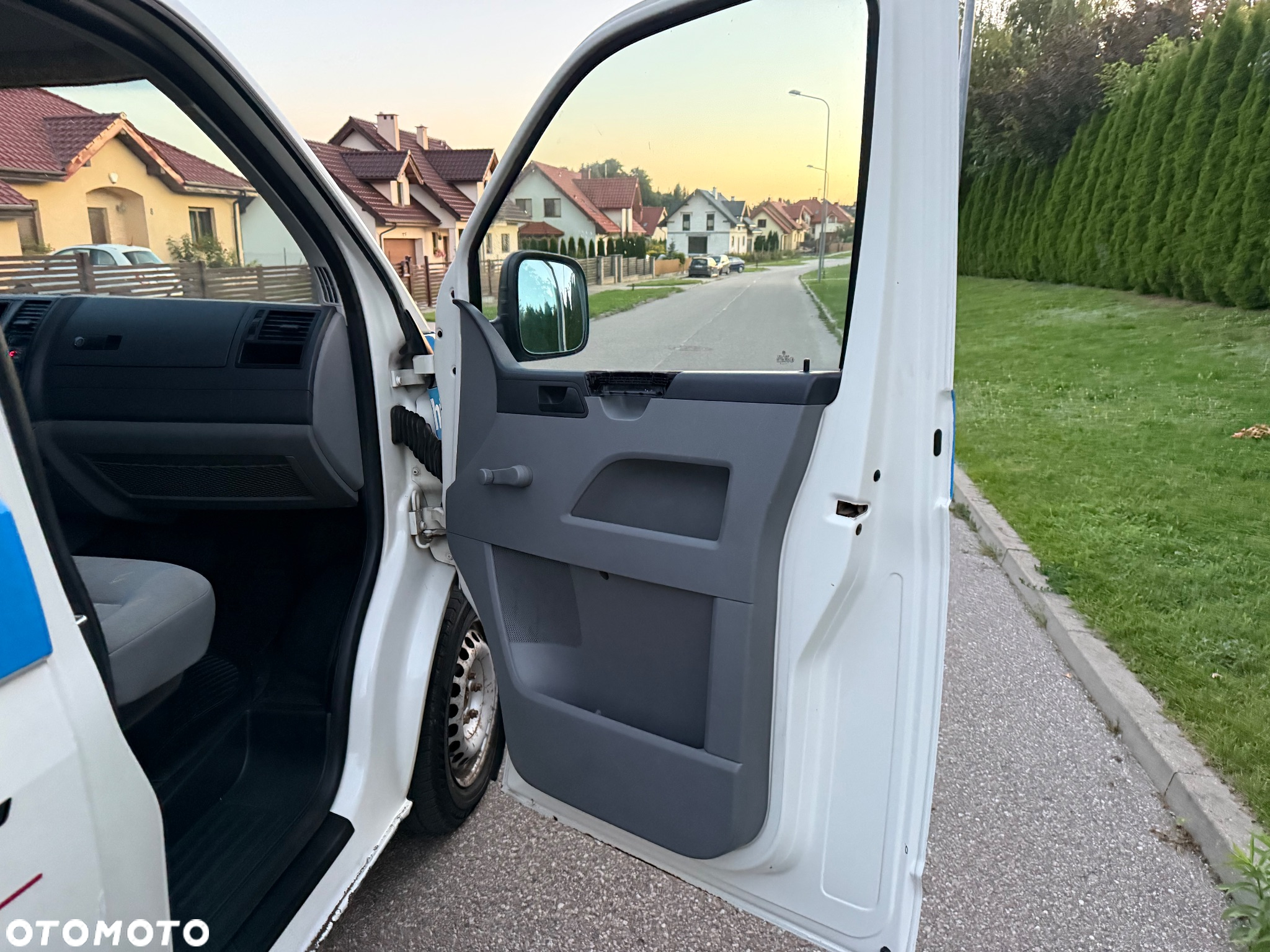 Volkswagen Transporter - 7