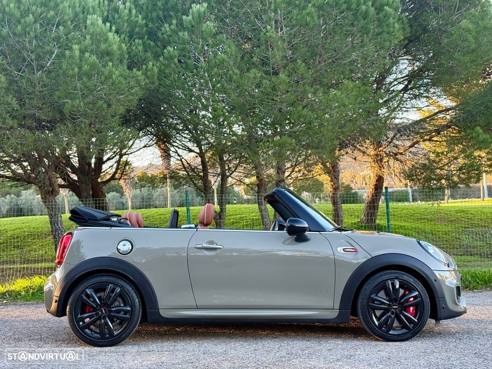 MINI Cabrio John Cooper Works Auto Desportiva - 11