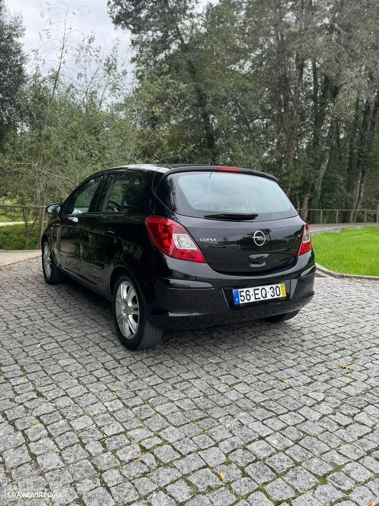 Opel Corsa 1.2 Cosmo - 9