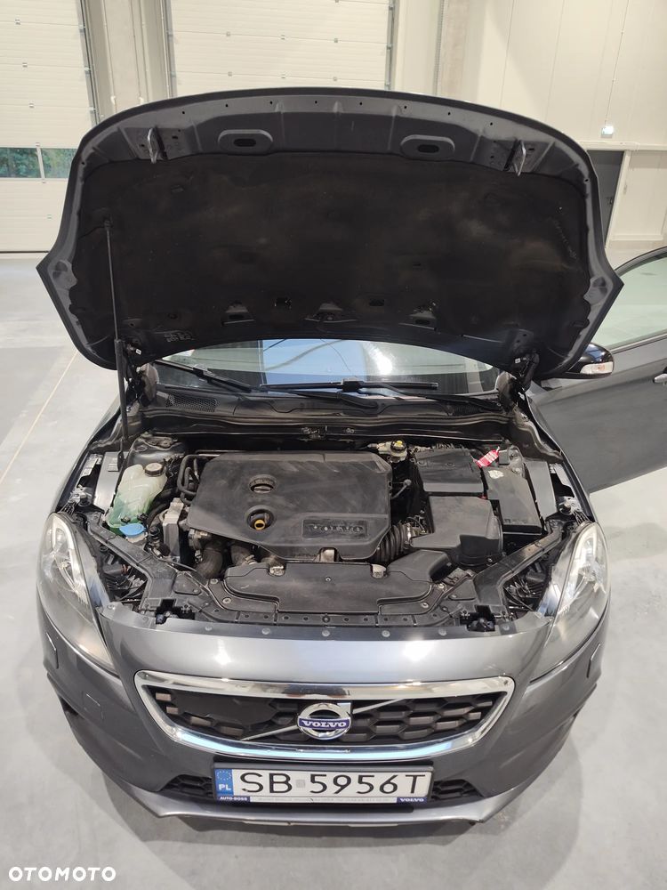 Volvo V40 D2 - 25