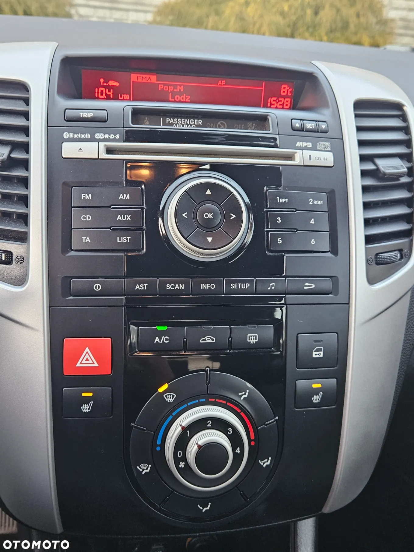 Kia Venga 1.4 CVVT Fifa World Cup Edition - 10