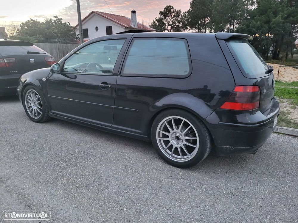 VW Golf - 2