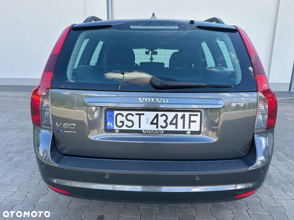 Volvo V50 1.6D DPF DRIVe - 6