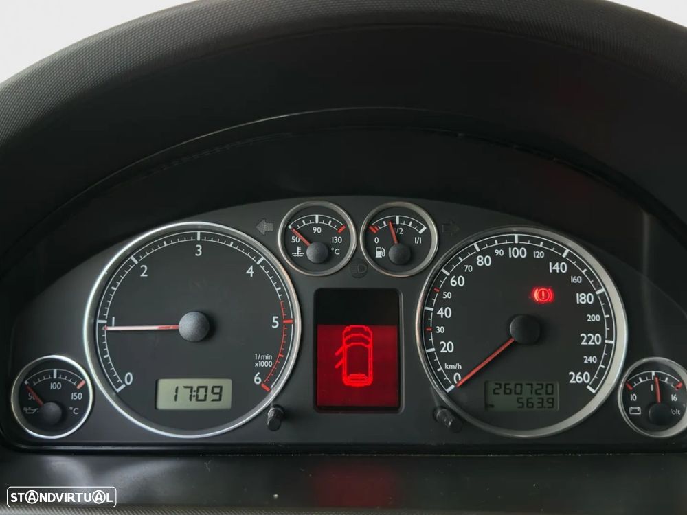 VW Sharan 2.0 TDI Confortline - 7