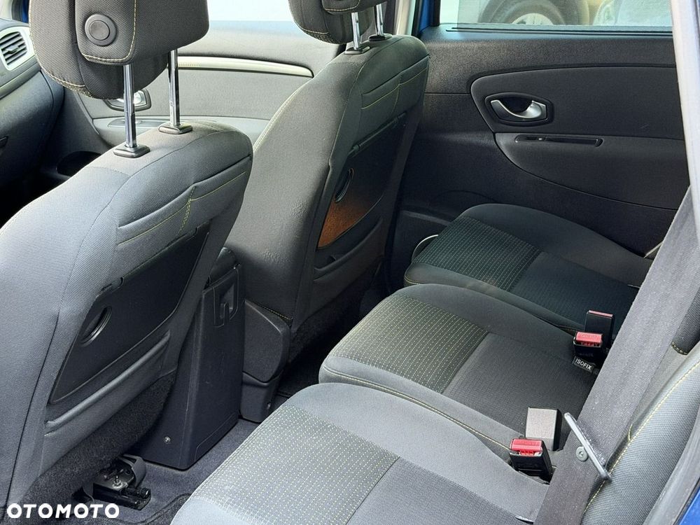Renault Scenic - 17